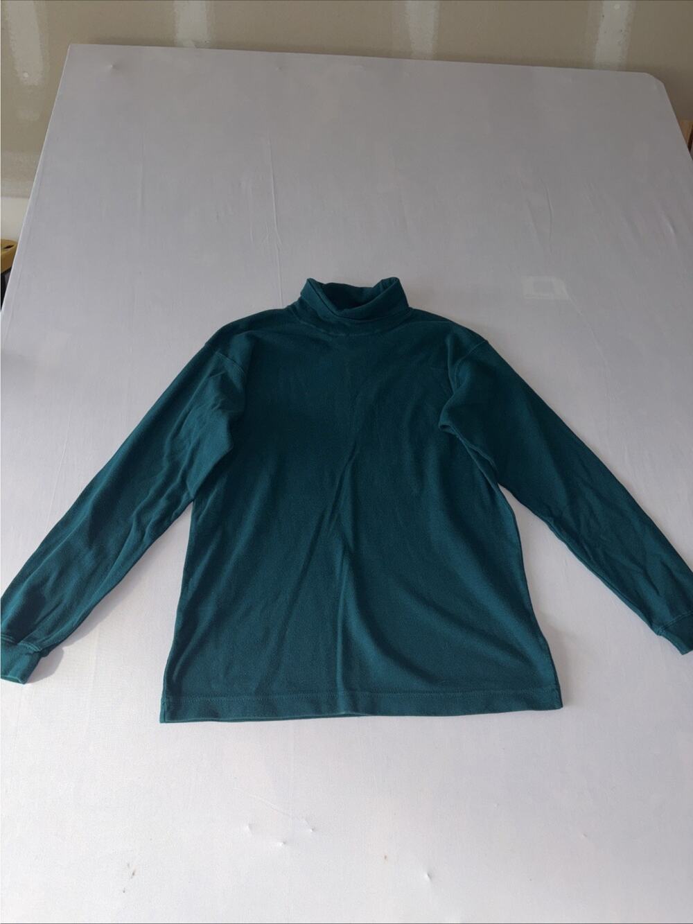 womens izod Long Sleeve Vintage
